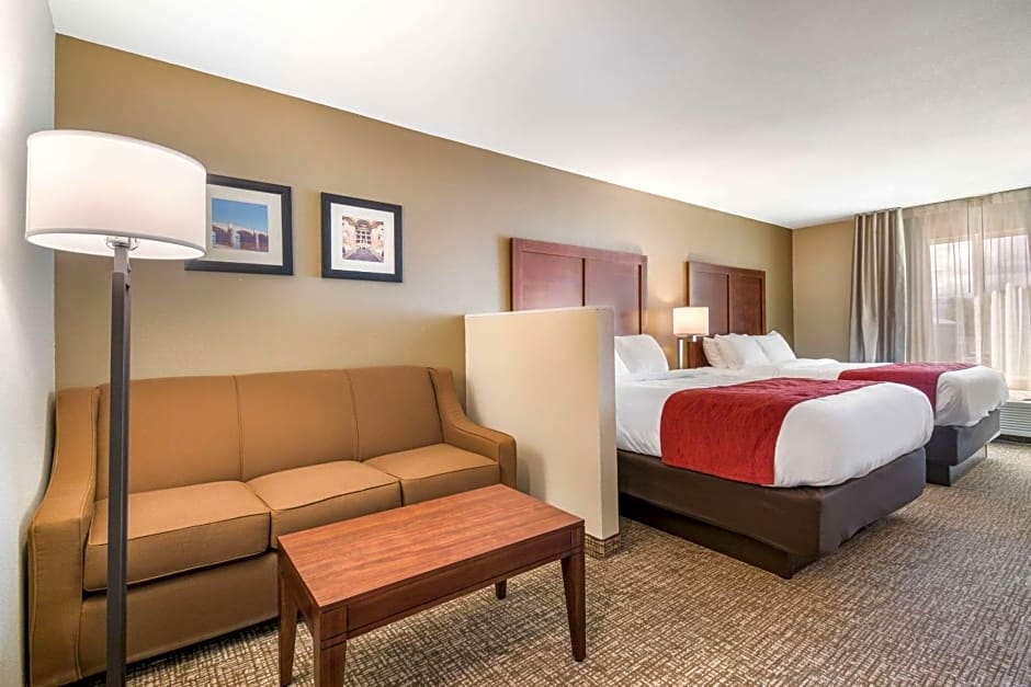 Comfort Inn & Suites Harrisburg - Hershey West
