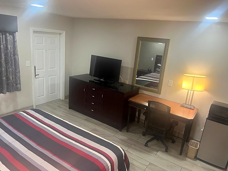 Flamingo Inn