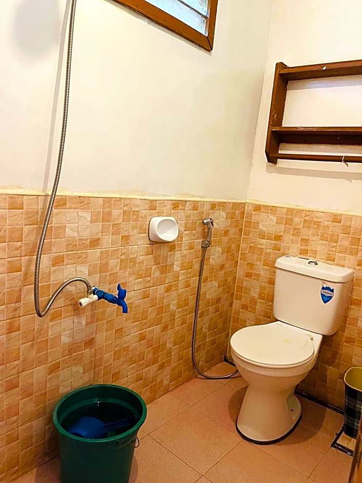 D' Angels Inn, Port Barton