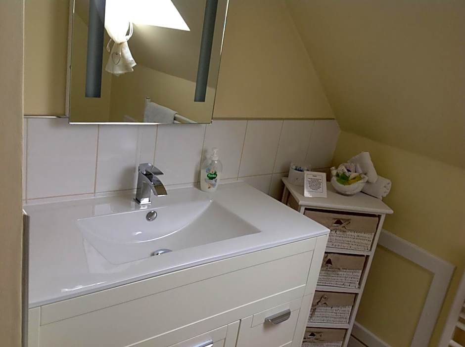 Dunroamin Bed and Breakfast