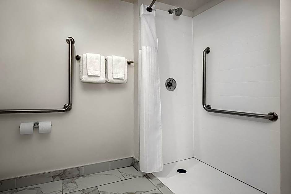 Spark by Hilton Brockville