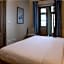 Charles Bridge Heritage Suites by SALVATOR HOTELS