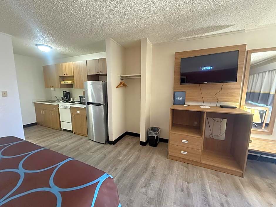 Super 8 by Wyndham Newcastle