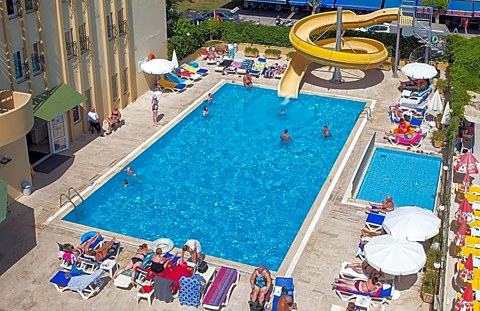 Kleopatra Beach Hotel