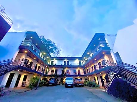 Basic Rooms Hotel