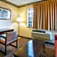 Econo Lodge Inn & Suites El Paso