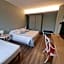 City Hotel