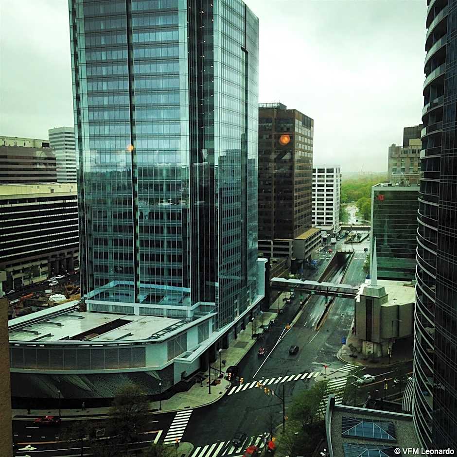 Holiday Inn Rosslyn at Key Bridge