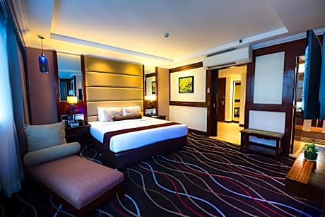 Parklane Junior Suite