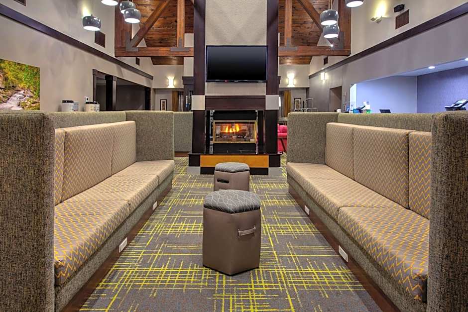Hampton Inn & Suites Cleveland-Airport/Middleburg Heights