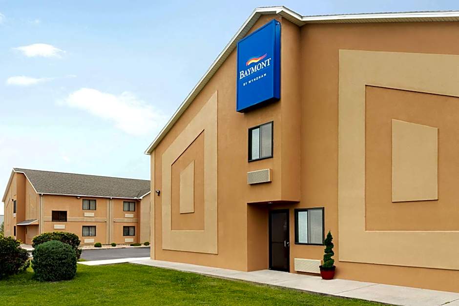 Travelodge by Wyndham Dexter