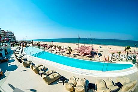 On Hotels Oceanfront Adults Designed