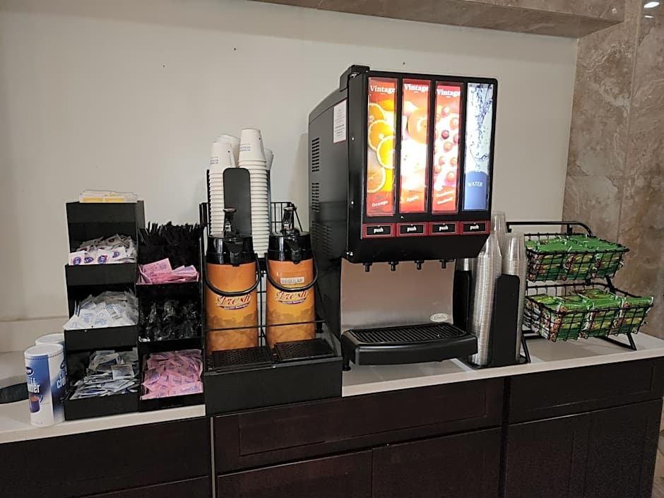 Super 8 by Wyndham St. Petersburg