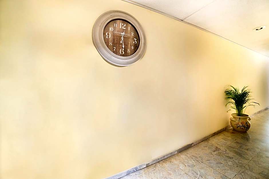 Capital O Hotel Diez