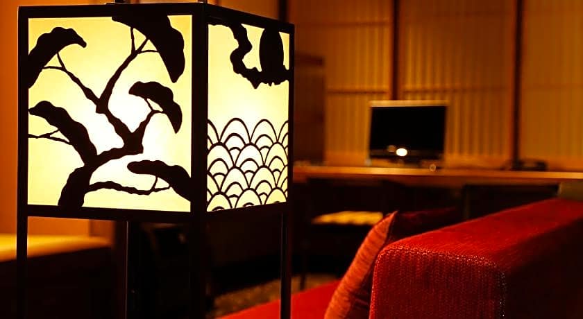 Awaji Hamarikyu - Sumoto Onsen