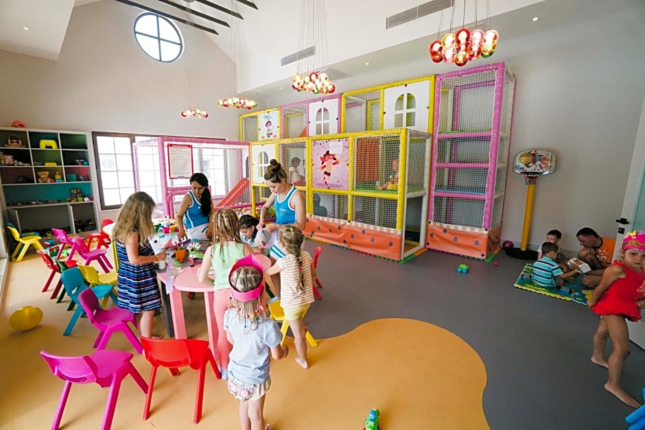 Belek Soho Beach Club