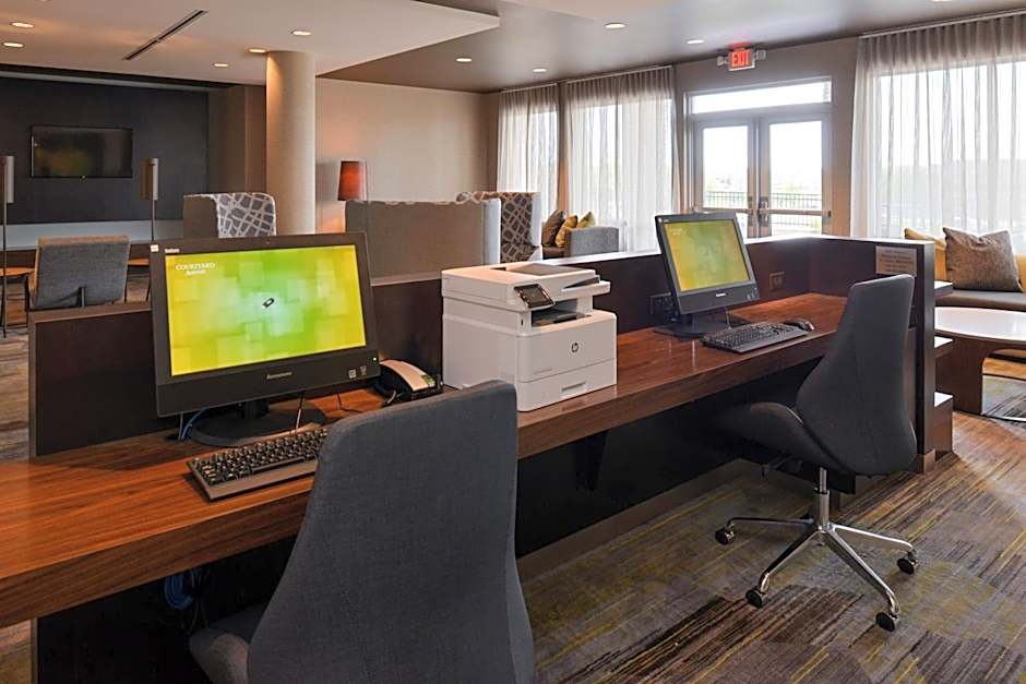 Courtyard by Marriott St. Louis St. Peters