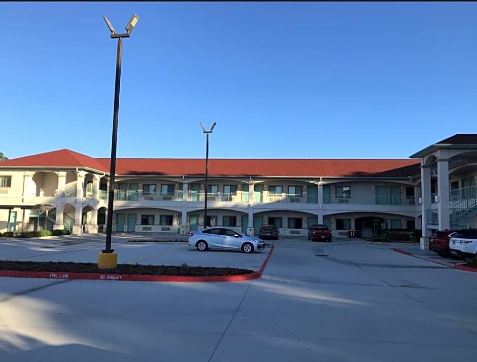 Americas Best Value Inn & Suites IAH Airport North