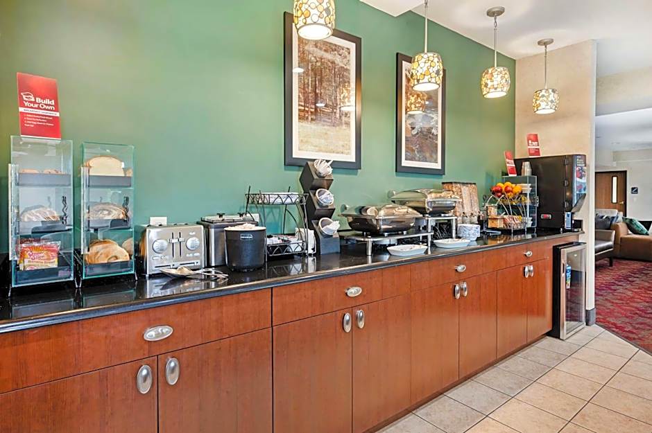 Best Western Plus Howe Inn