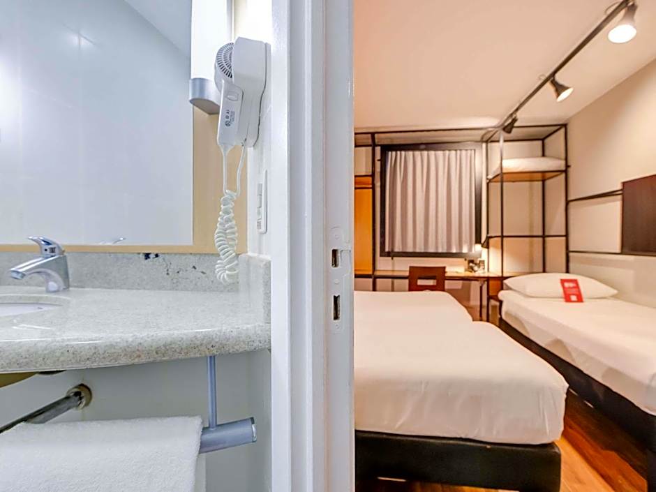 Ibis Copacabana Posto 2
