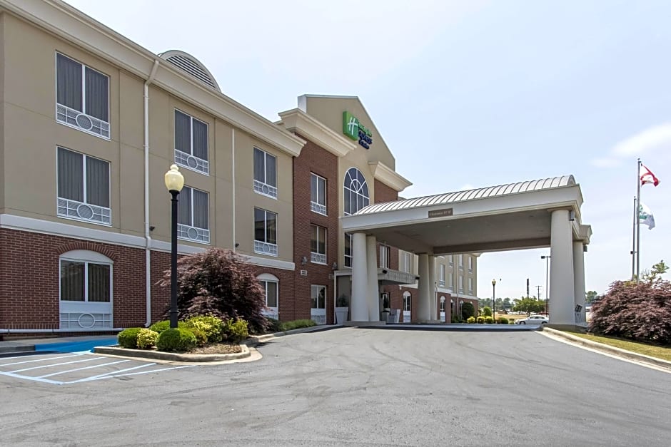 Holiday Inn Express & Suites Cullman