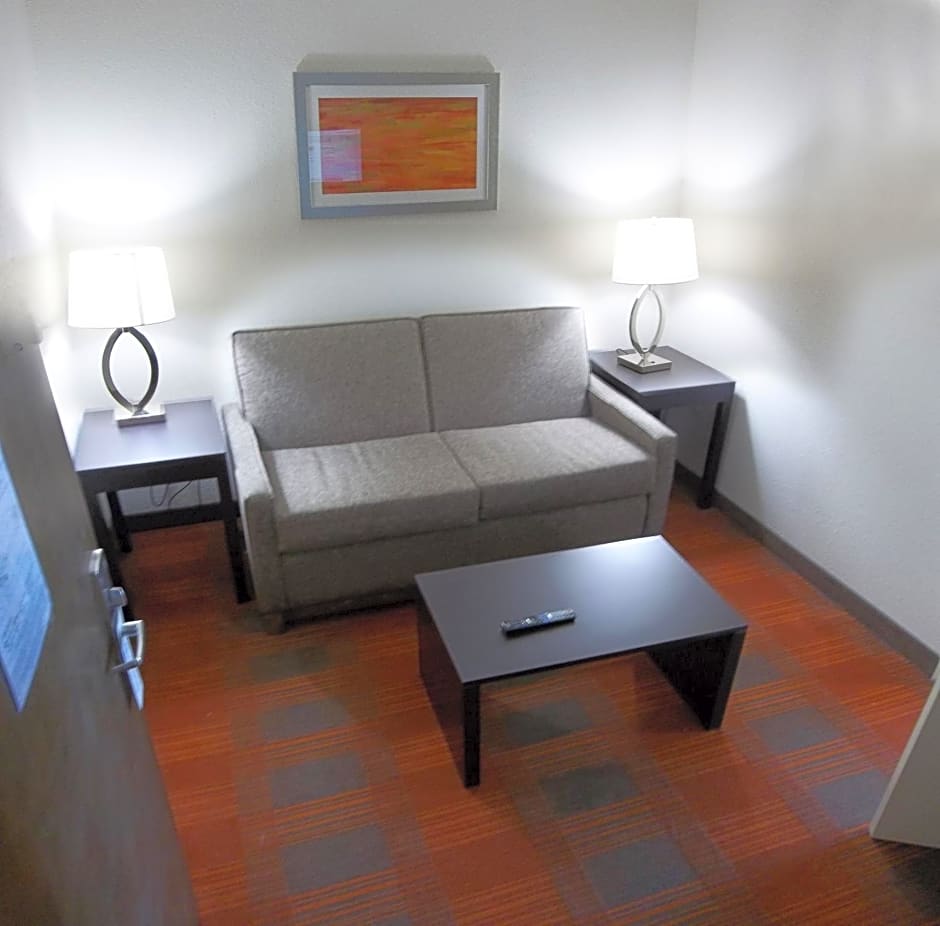 Quality Inn & Suites Victoria East