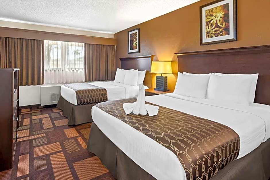 Best Western Tower West Lodge