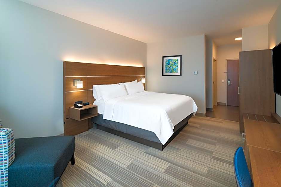 Holiday Inn Express & Suites St Peters By IHG