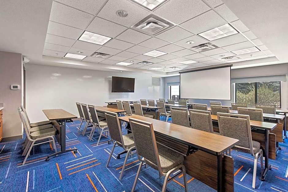 Hampton Inn By Hilton & Suites Greeley