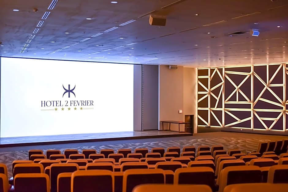Hotel 2 Fevrier