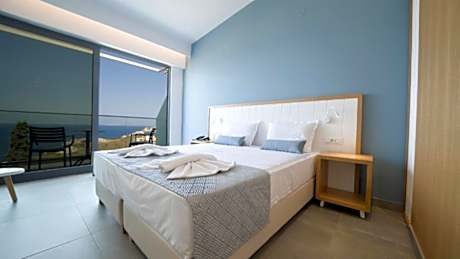 Elegant Double Room Side Sea View