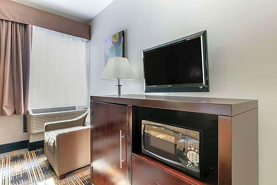 Quality Inn Cape Girardeau North