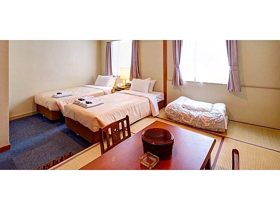 Okinawa Sunplaza Hotel