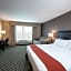 Holiday Inn Express & Suites - Green Bay East By IHG