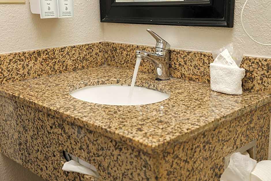 Sea Breeze Inn - San Simeon