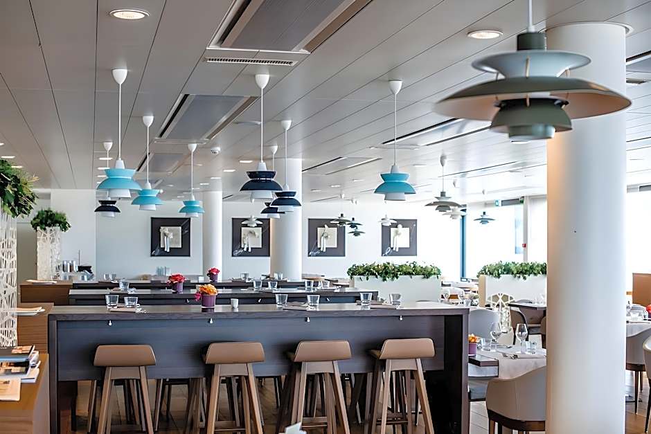 Discovery Hotel