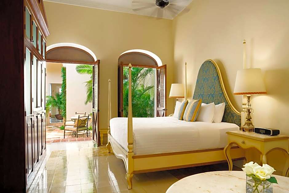 Casa Lecanda Boutique Hotel