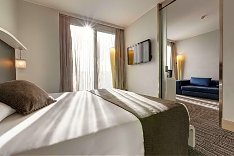 Junior suite standard