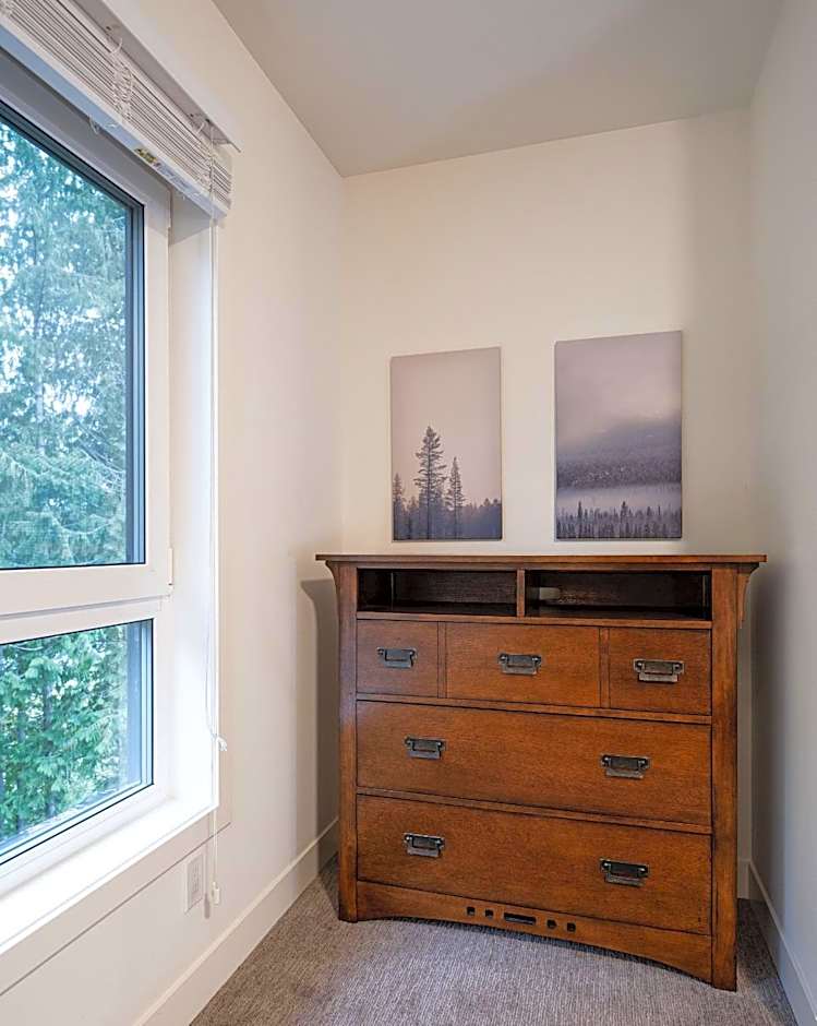 Alpine Escape by Revelstoke Vacations