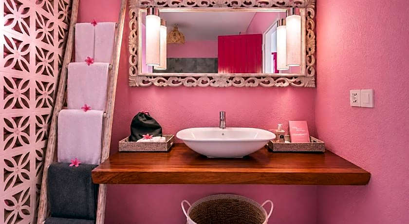 PinkPrivate Balangan - for Cool Adults Only