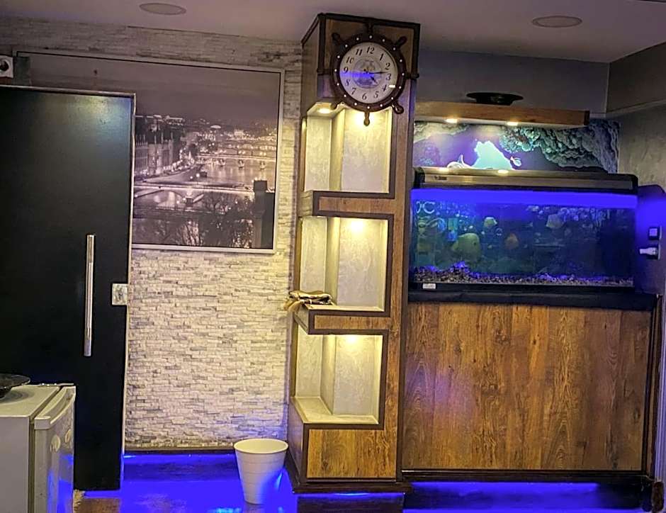 جراند ماجيك سويت