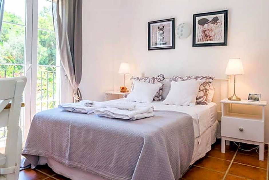 At Home in Malaga Stay & Solo Travellers