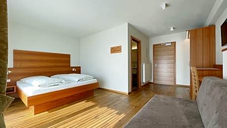 Deluxe Single Room with Balcony