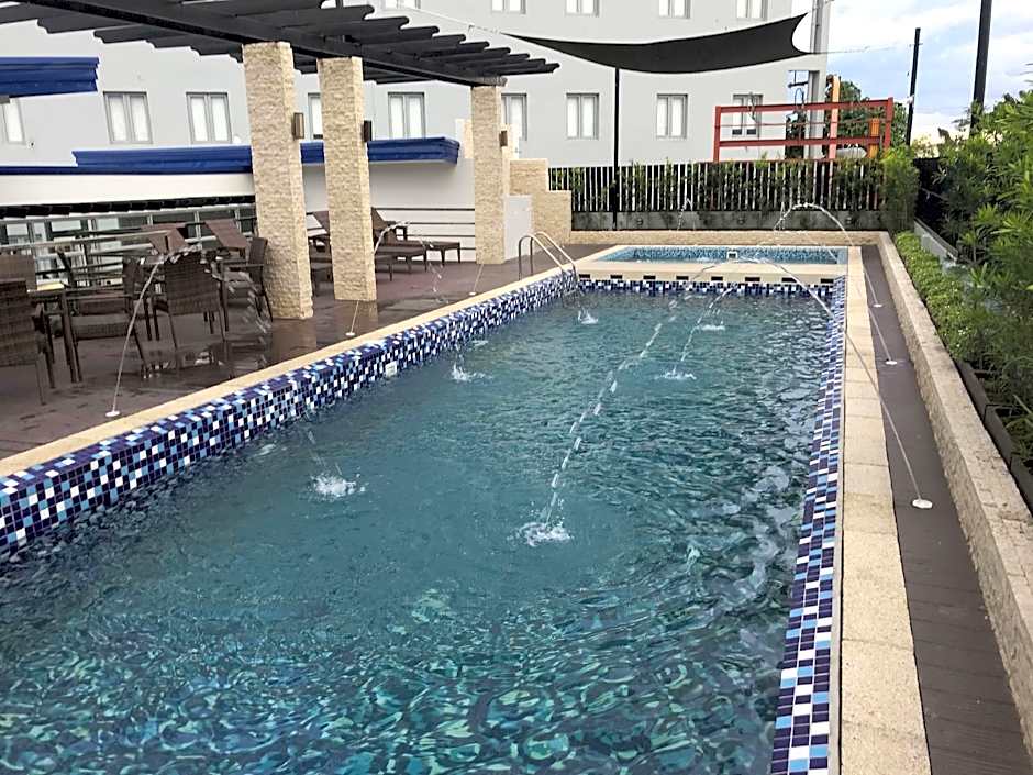 Blue Lotus Hotel