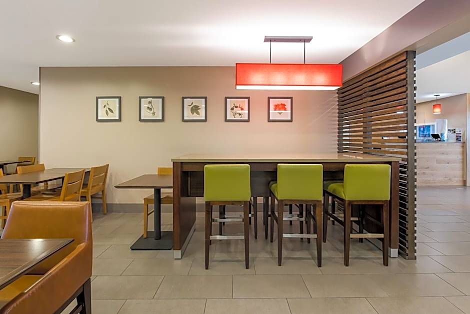Country Inn & Suites by Radisson, Wichita East, KS