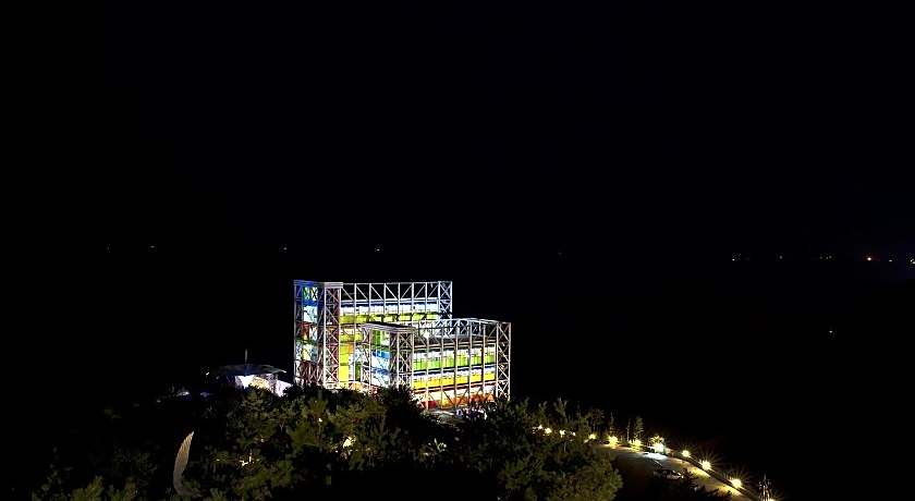 Haslla Art World Museum Hotel