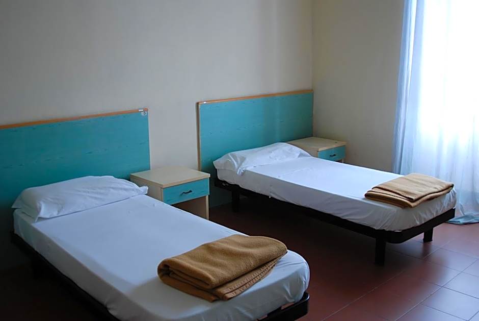 Il Chiostro Hostel and Hotel