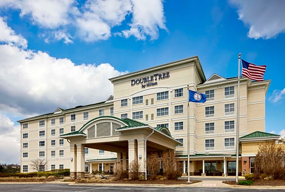 DoubleTree By Hilton Front Royal Blue Ridge Shadows