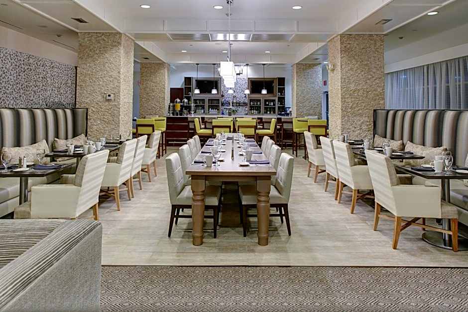 DoubleTree by Hilton Hotel Biloxi