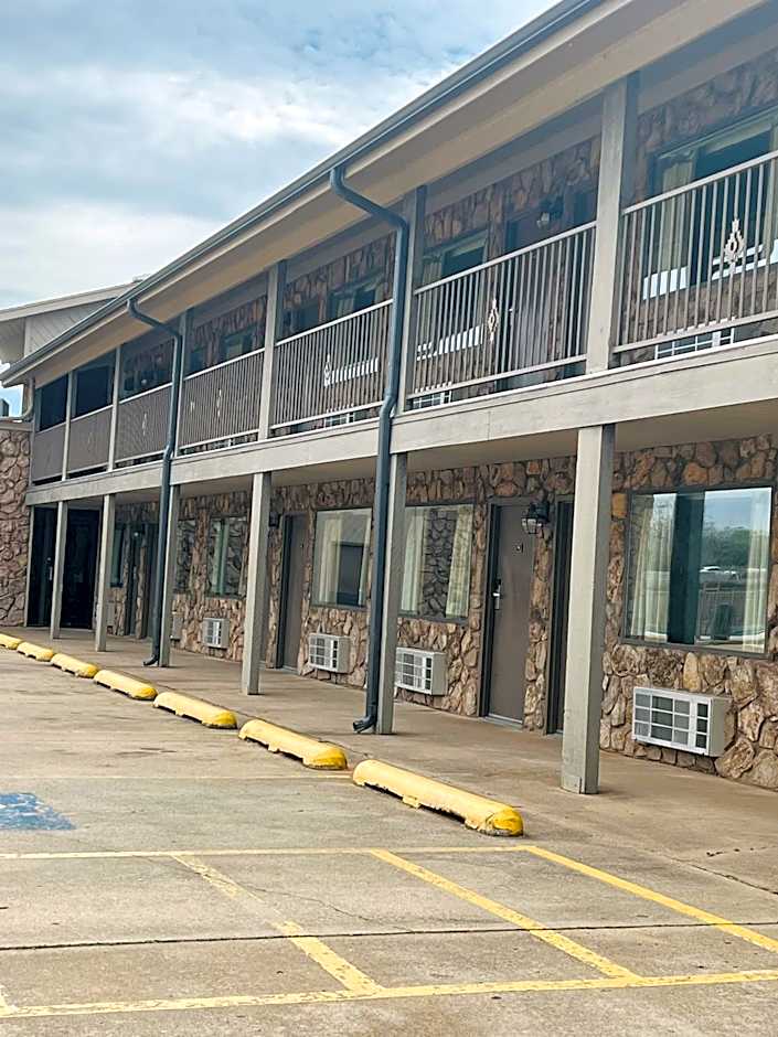 Cattle country lodge